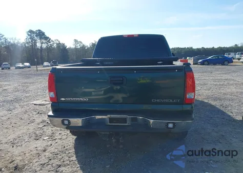 2005 Chevrolet Silverado 1500 Z71 from USA, damaged, VIN 2GCEK13T151250855